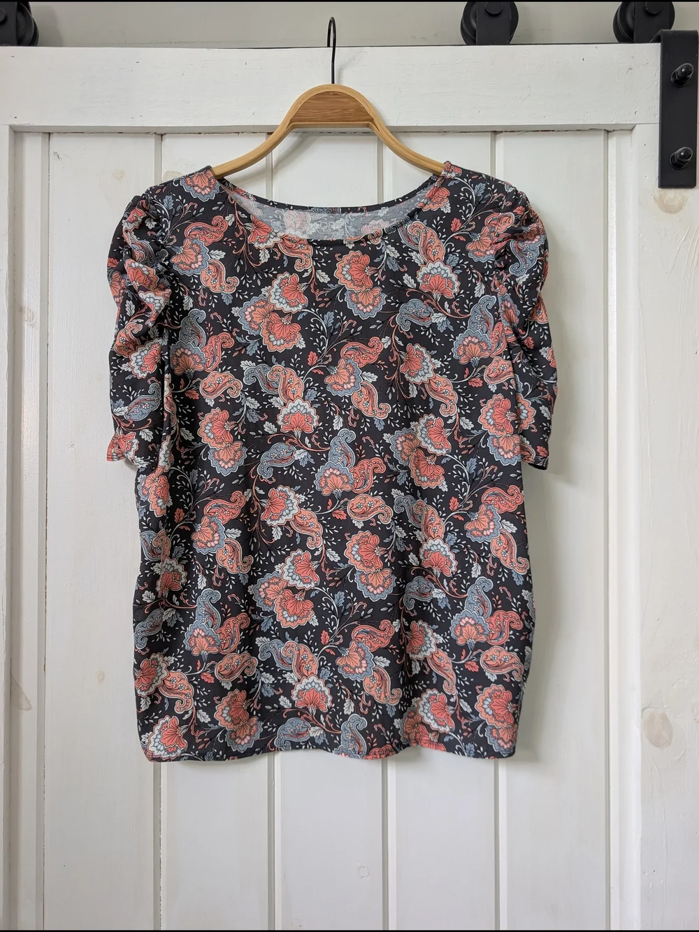 LOFT women's blouse with a whimsical floral + Paisley Pattern Size L